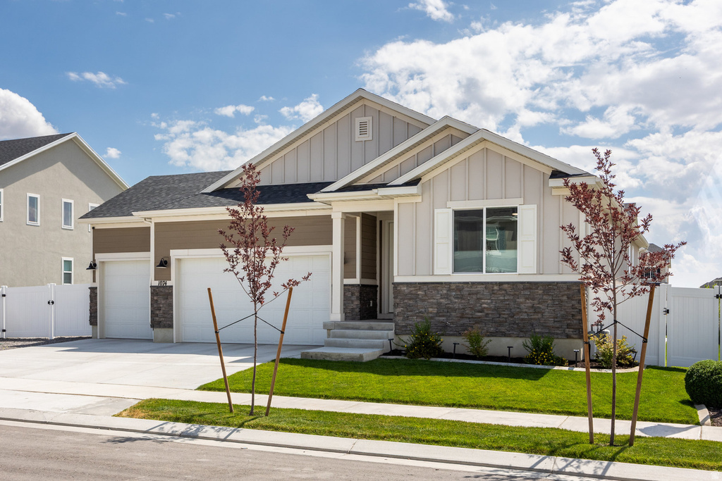 1074 E BLAZING SUN DR. #326 Eagle Mountain, UT 84005