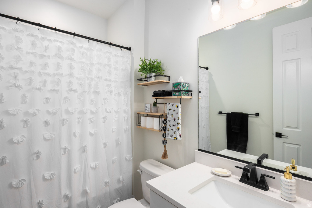 1074 E BLAZING SUN DR. #326 Eagle Mountain, UT 84005