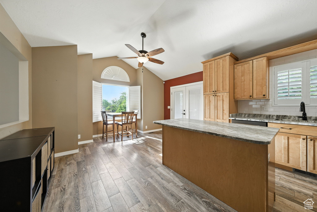 Photo 9 for MLS #2107523 at 2343 W Temple View Cir