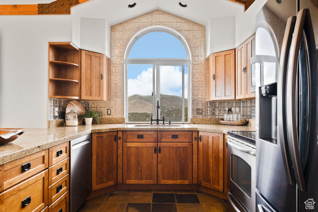 14390 S SHAGGY MOUNTAIN RD Herriman, UT 84096