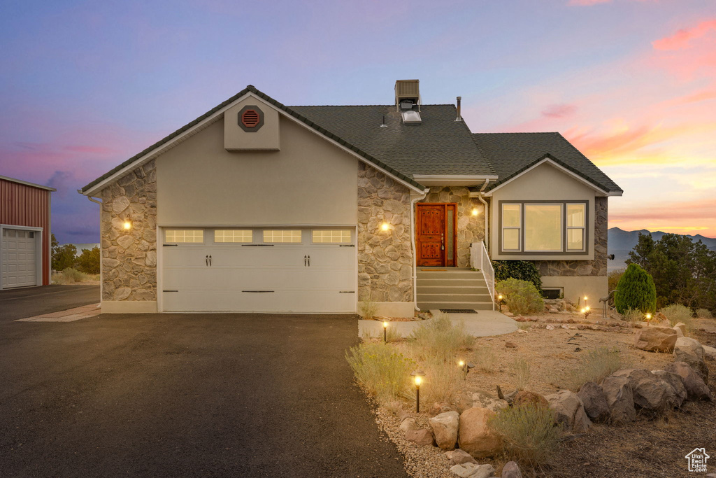 14390 S SHAGGY MOUNTAIN RD Herriman, UT 84096