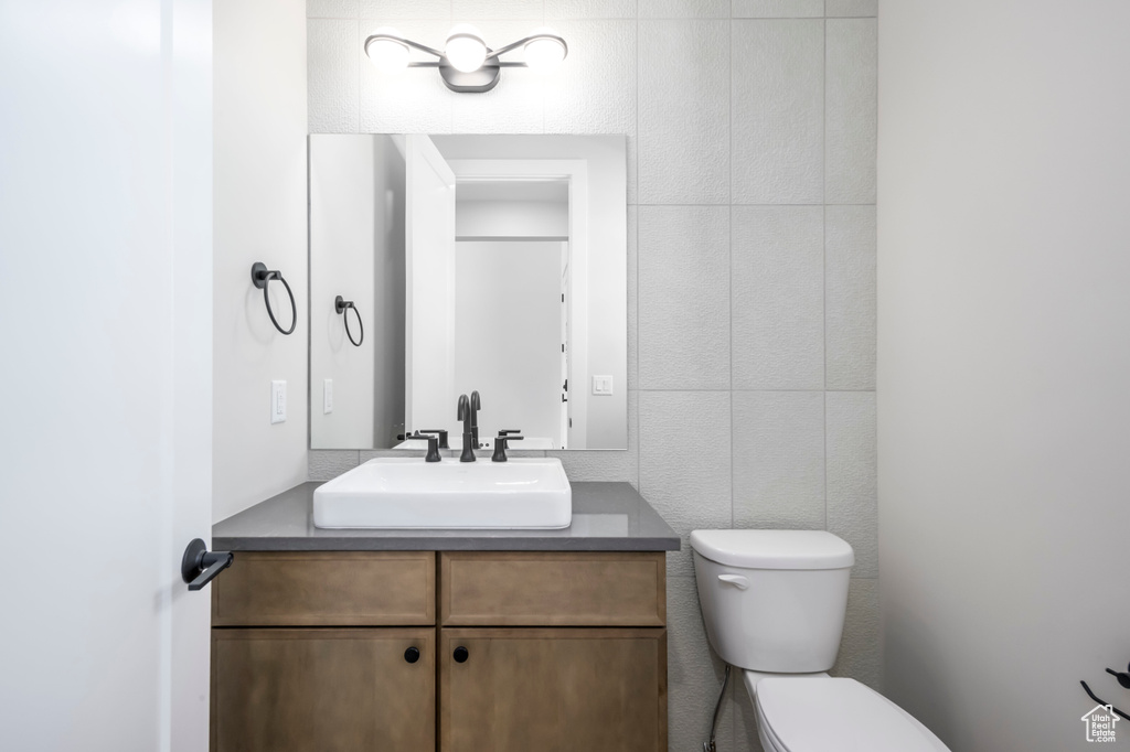 Photo 12 for MLS #2107532 at 2742 E Hayloft Ln #211