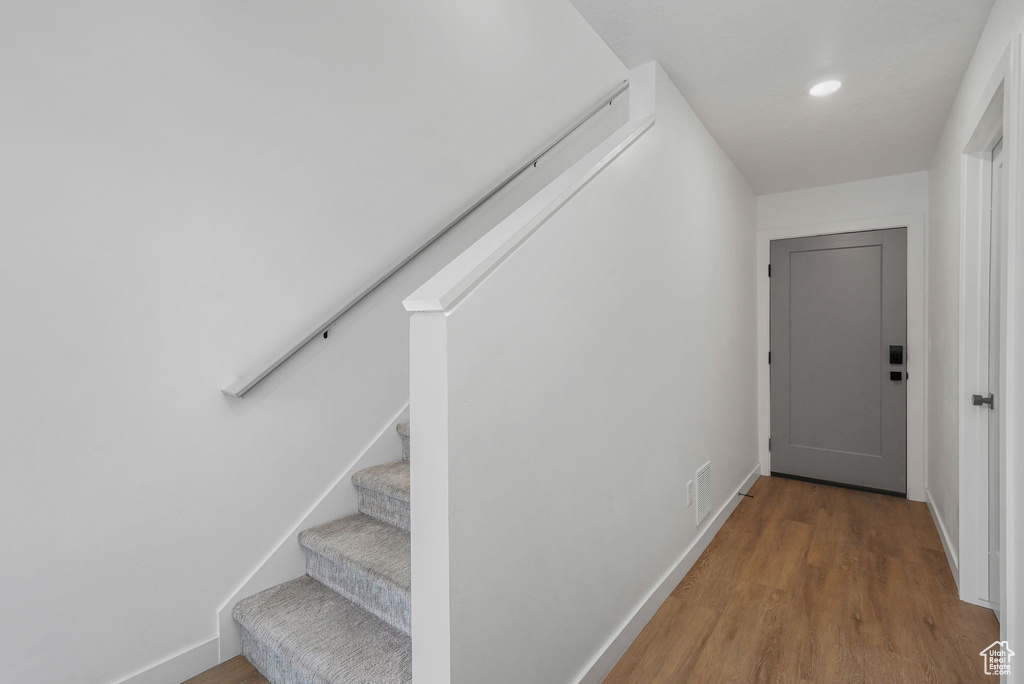Photo 8 for MLS #2107535 at 473 E Alice Way