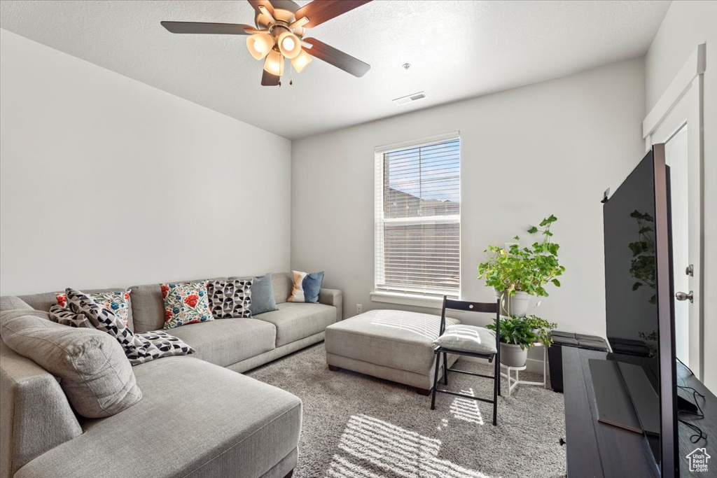 Photo 5 for MLS #2107546 at 1958 N 3330 West #C204