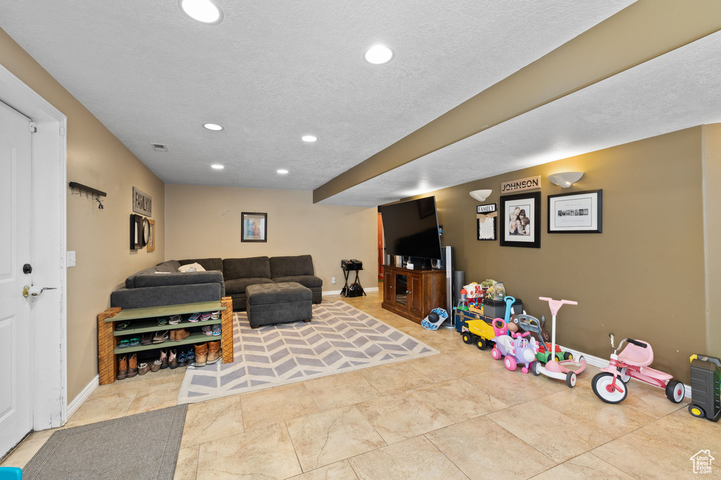 8859 S LONG DR West Jordan, UT 84088