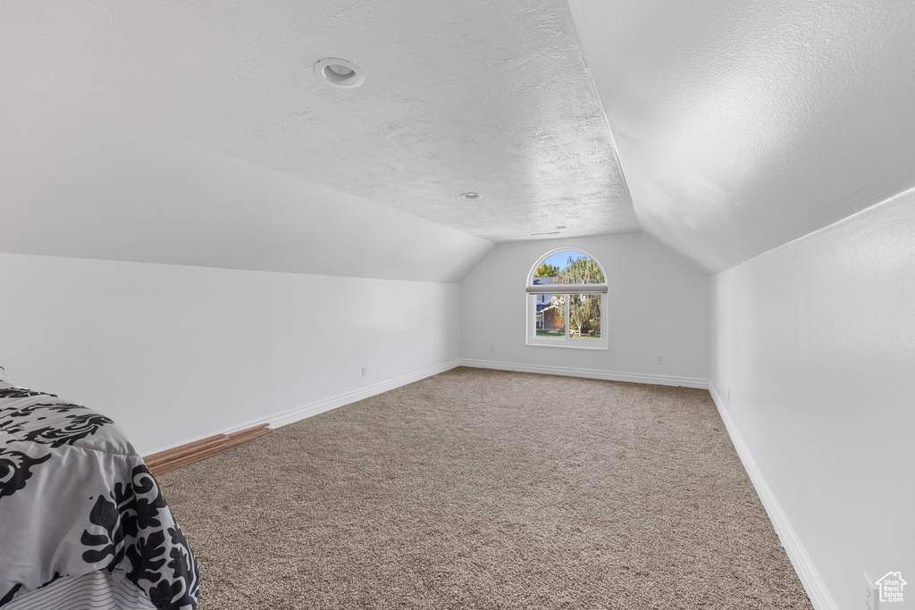 Photo 13 for MLS #2107551 at 6 N Shady Ln