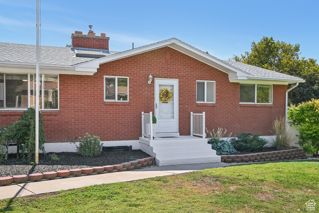 Photo 2 for MLS #2107553 at 769 W 3650 North