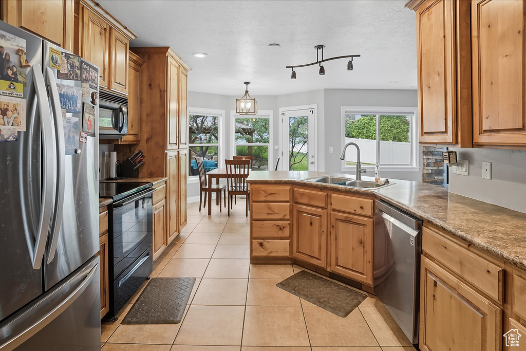 2819 S SILVER FOX LN Saratoga Springs, UT 84045