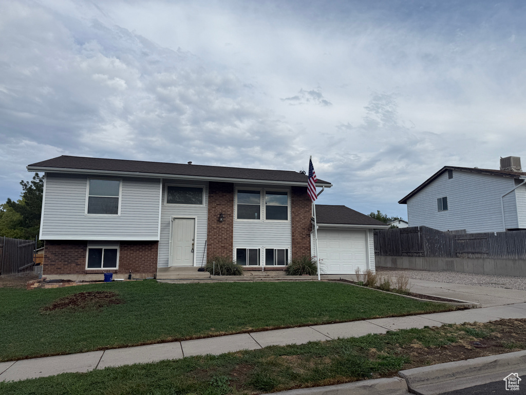 Photo 2 for MLS #2107572 at 4205 S Zeus Dr