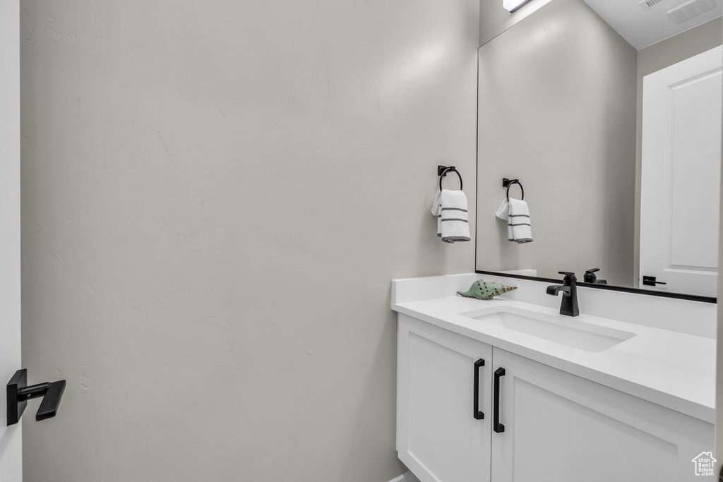 Photo 13 for MLS #2107578 at 483 W Palo Verde Way