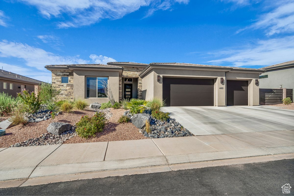 Photo 2 for MLS #2107578 at 483 W Palo Verde Way