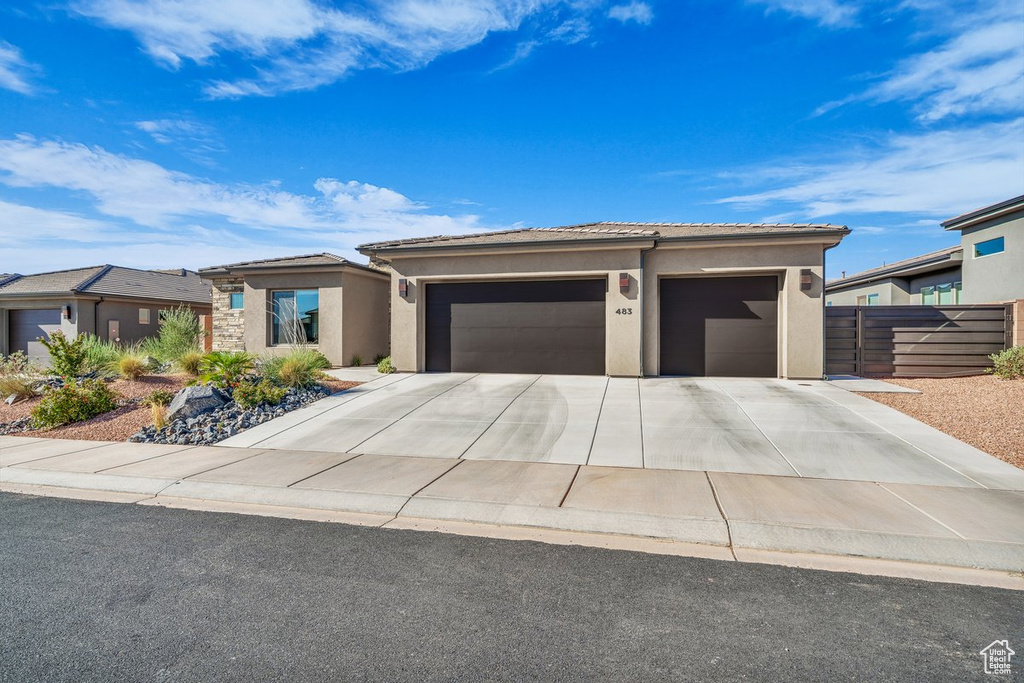 Photo 3 for MLS #2107578 at 483 W Palo Verde Way
