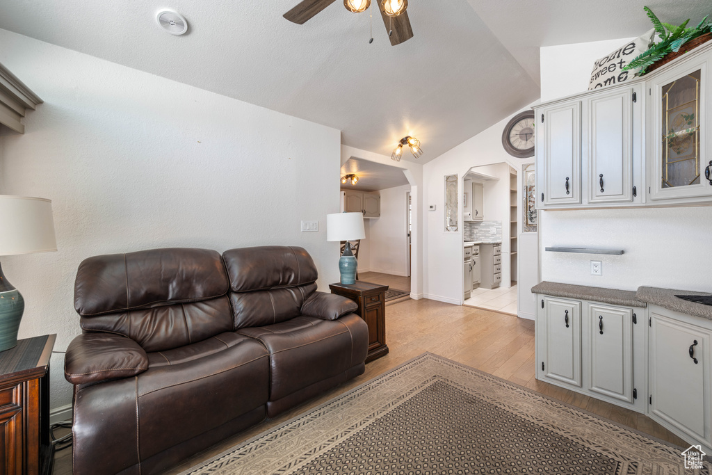 Photo 8 for MLS #2107584 at 1160 E Telegraph St #130