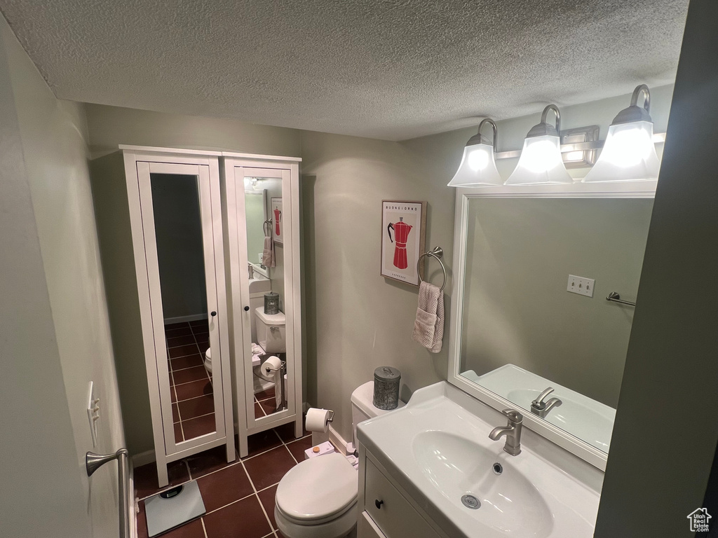 Photo 11 for MLS #2107589 at 955 E South Fork Cir