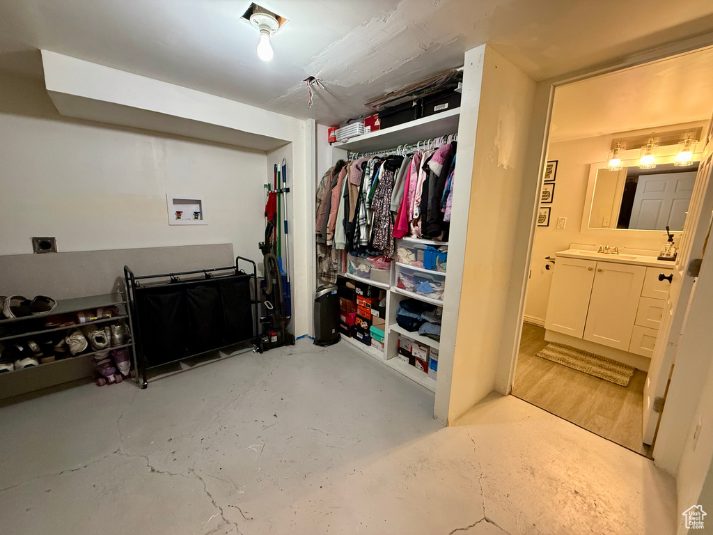 2140 W 3860 S West Valley City, UT 84119