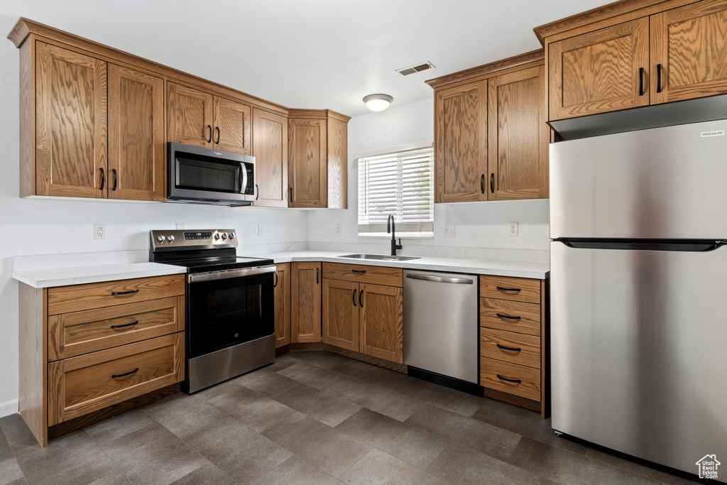443 W 820 N Lehi, UT 84043