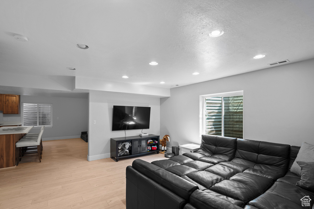 858 N CAMILLE CIRCLE Centerville, UT 84014
