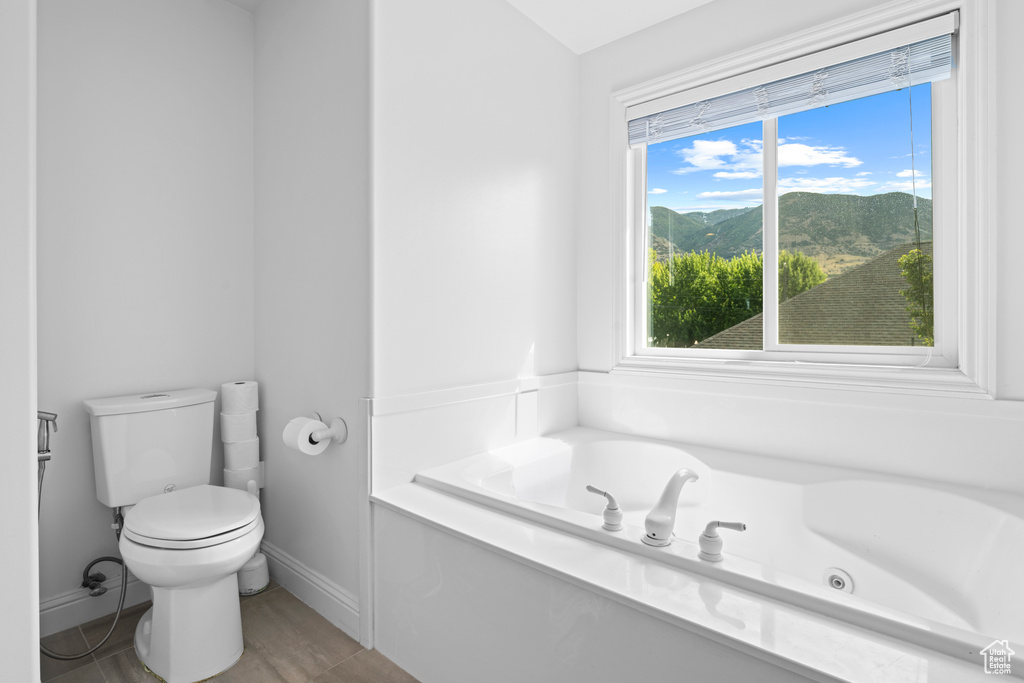 858 N CAMILLE CIRCLE Centerville, UT 84014