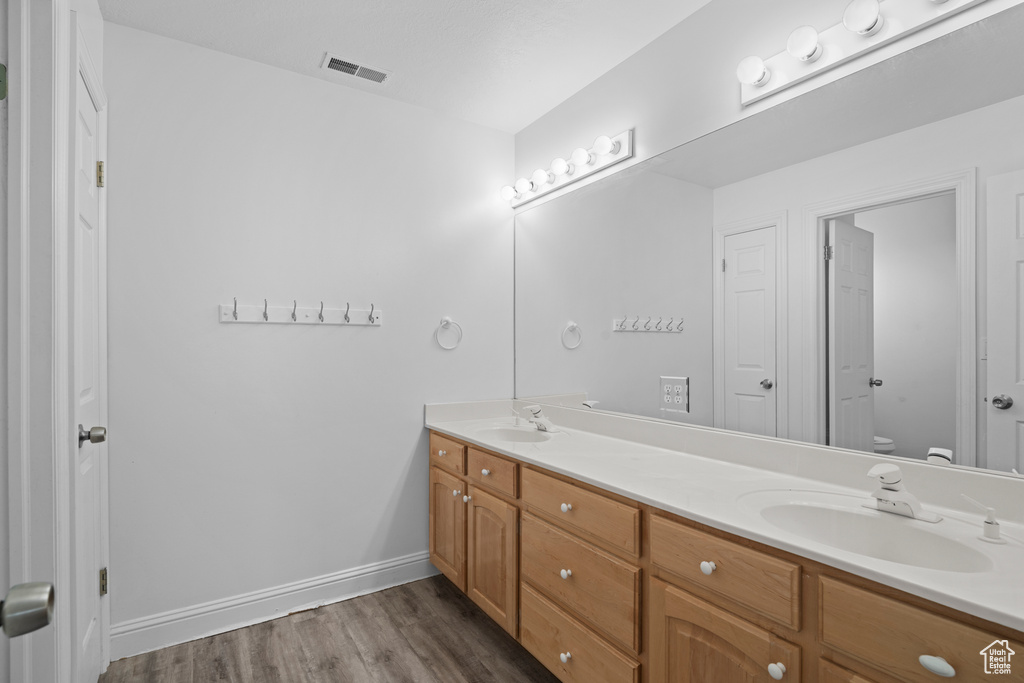 858 N CAMILLE CIRCLE Centerville, UT 84014