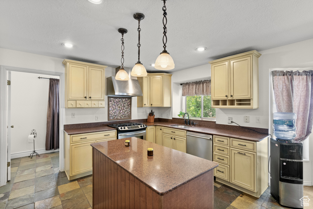 1199 E TIGER EYE DR Sandy, UT 84094