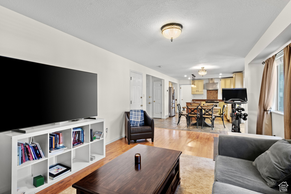 1199 E TIGER EYE DR Sandy, UT 84094