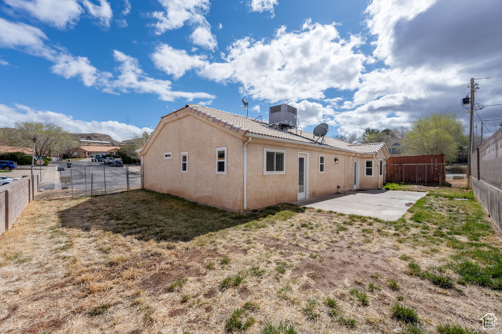 Photo 34 for MLS #2107601 at 615 N 220 West