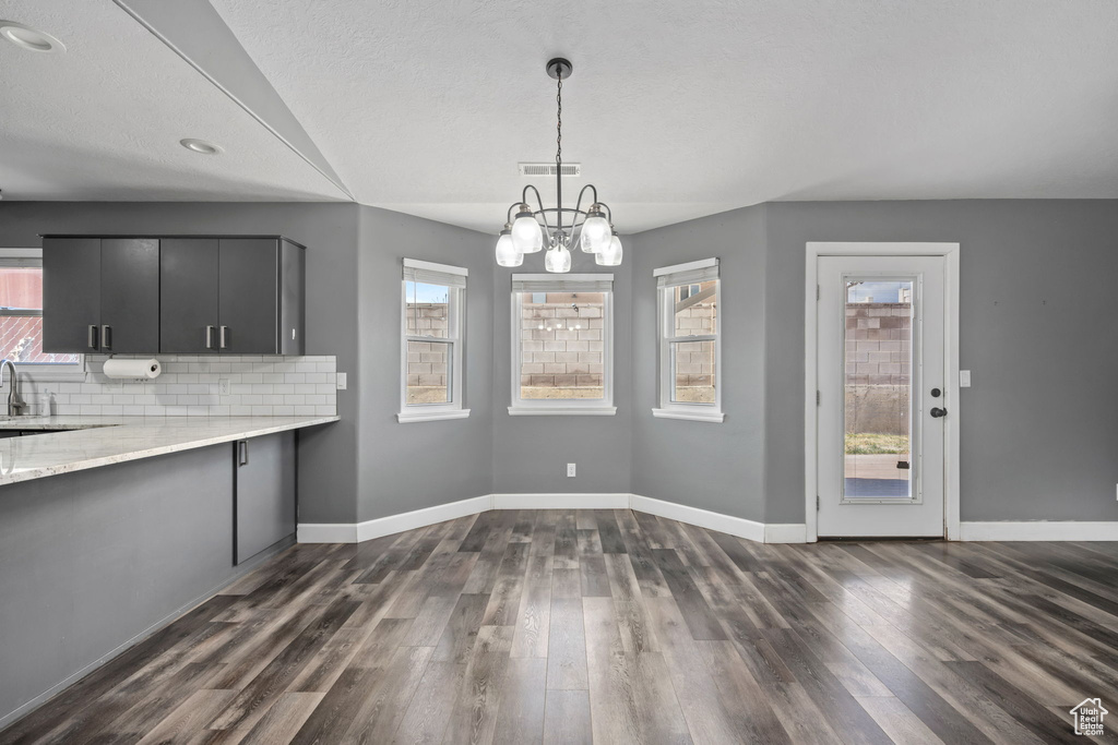 Photo 17 for MLS #2107601 at 615 N 220 West
