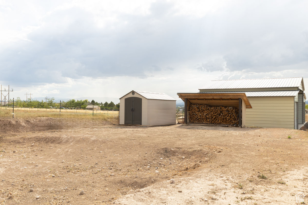 2026 E SADDLEBACK DR Enoch, UT 84721