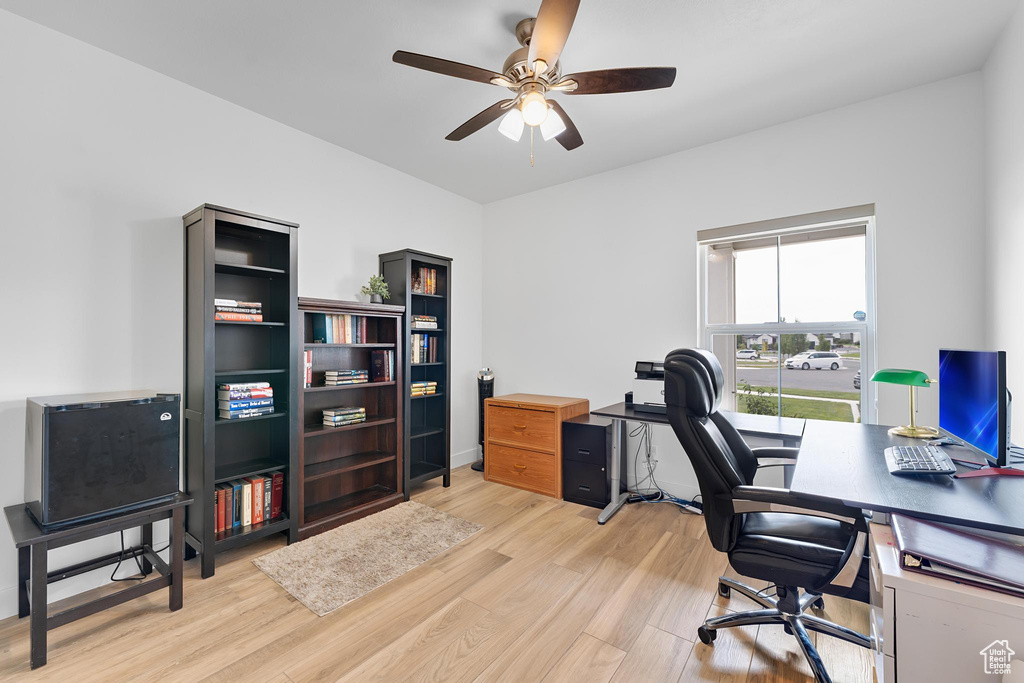3727 S LARKSPUR CIR Saratoga Springs, UT 84045