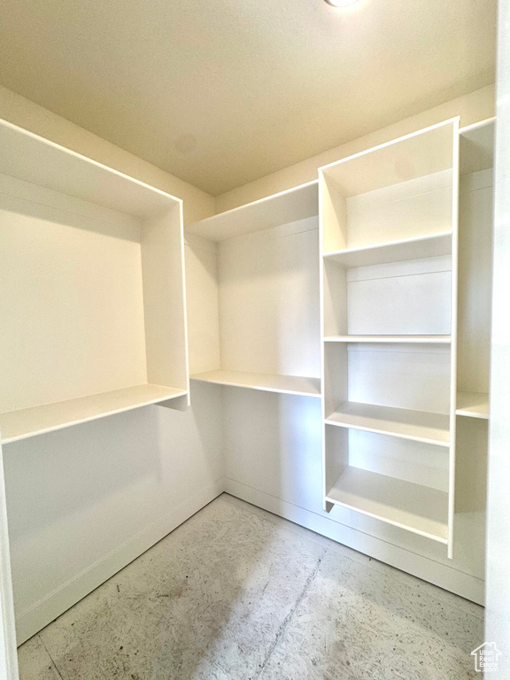 727 S ROBISON LN Logan, UT 84321