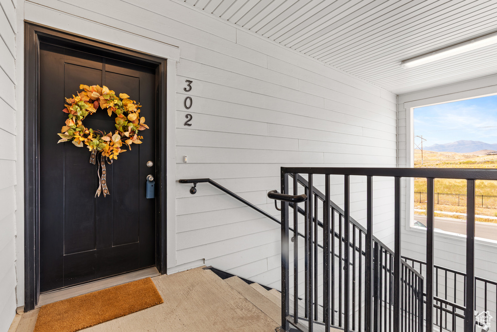 Photo 3 for MLS #2107607 at 1787 N Festive Way #302