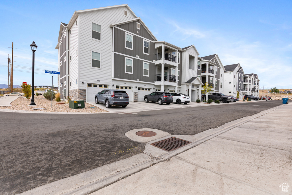 Photo 2 for MLS #2107607 at 1787 N Festive Way #302