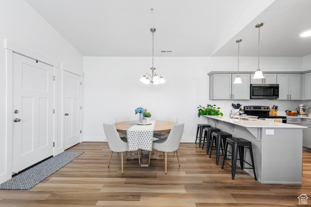 Photo 7 for MLS #2107607 at 1787 N Festive Way #302