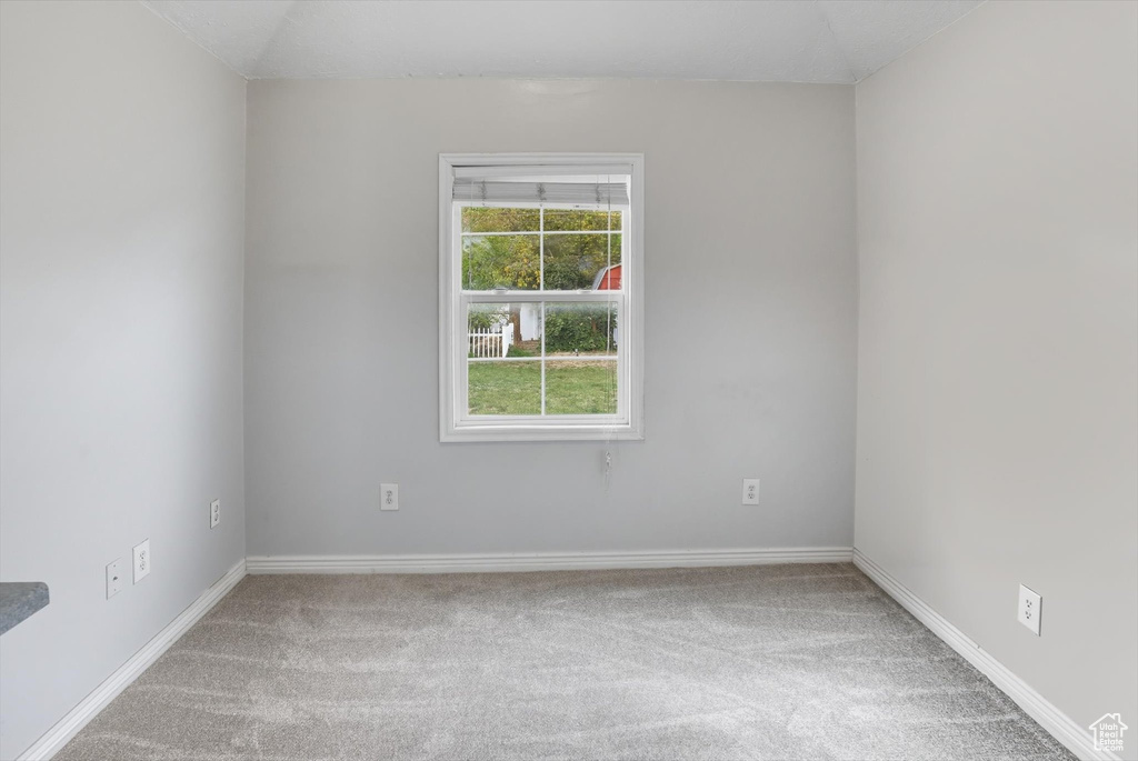 Photo 33 for MLS #2107612 at 69 Beacon Ave