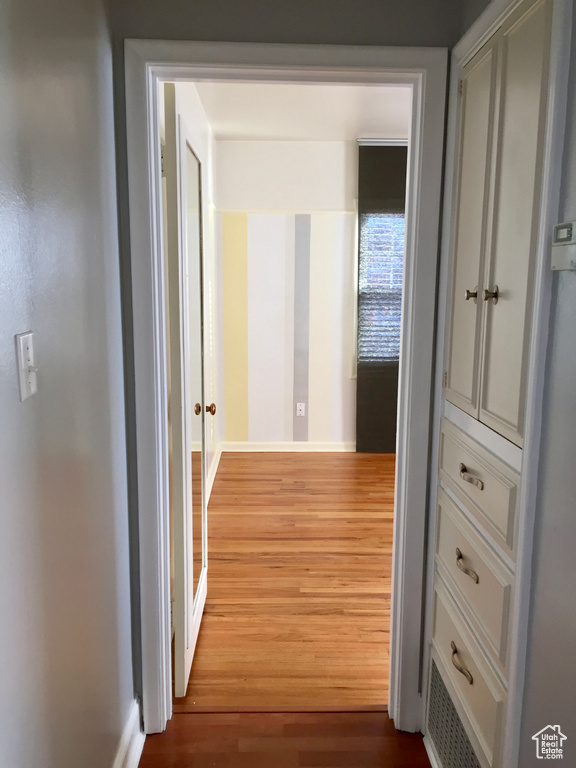 69 BEACON AVE Layton, UT 84041