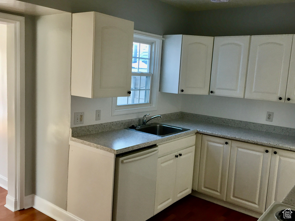 69 BEACON AVE Layton, UT 84041