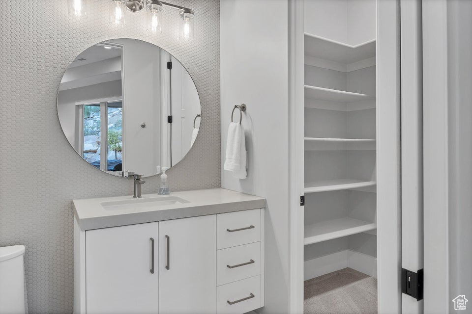 Photo 43 for MLS #2107615 at 1648 S Quartz Dr