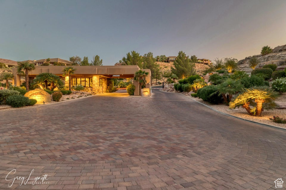 Photo 65 for MLS #2107615 at 1648 S Quartz Dr