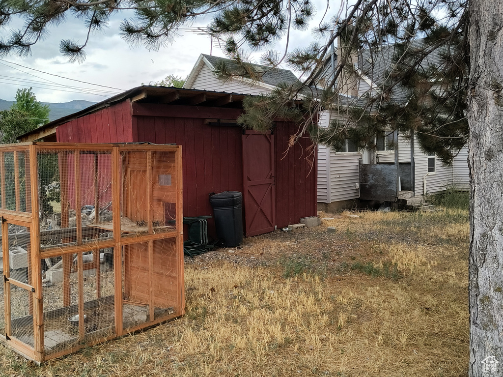 Photo 3 for MLS #2107627 at 381 E 300 South