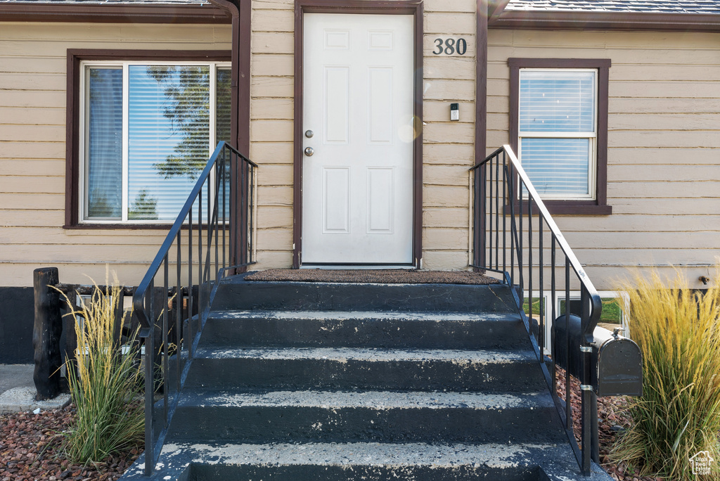 Photo 4 for MLS #2107629 at 380 N 100 East