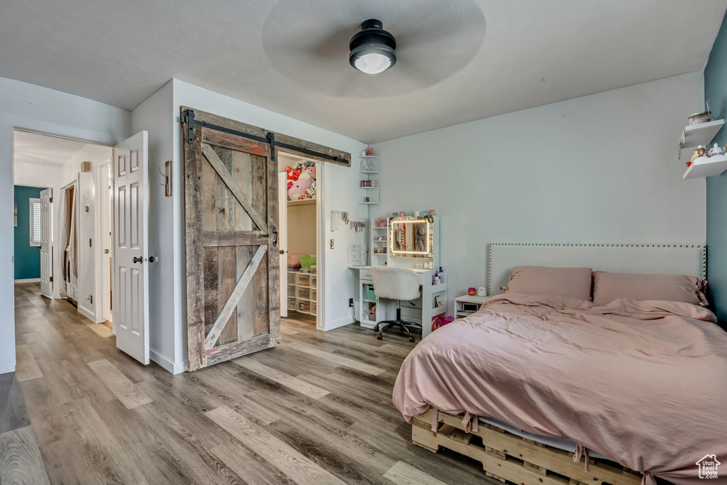 Photo 13 for MLS #2107632 at 3109 S Applewood Dr