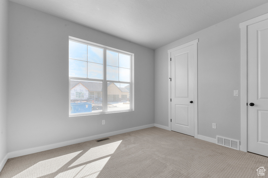 Photo 6 for MLS #2107635 at 3784 W 2500 North