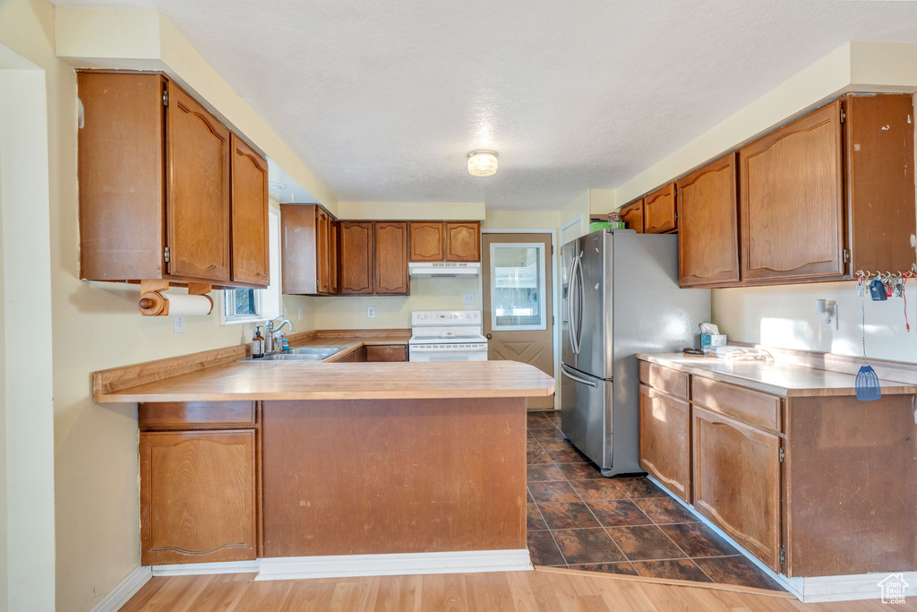 595 S 100 ST Fountain Green, UT 84632