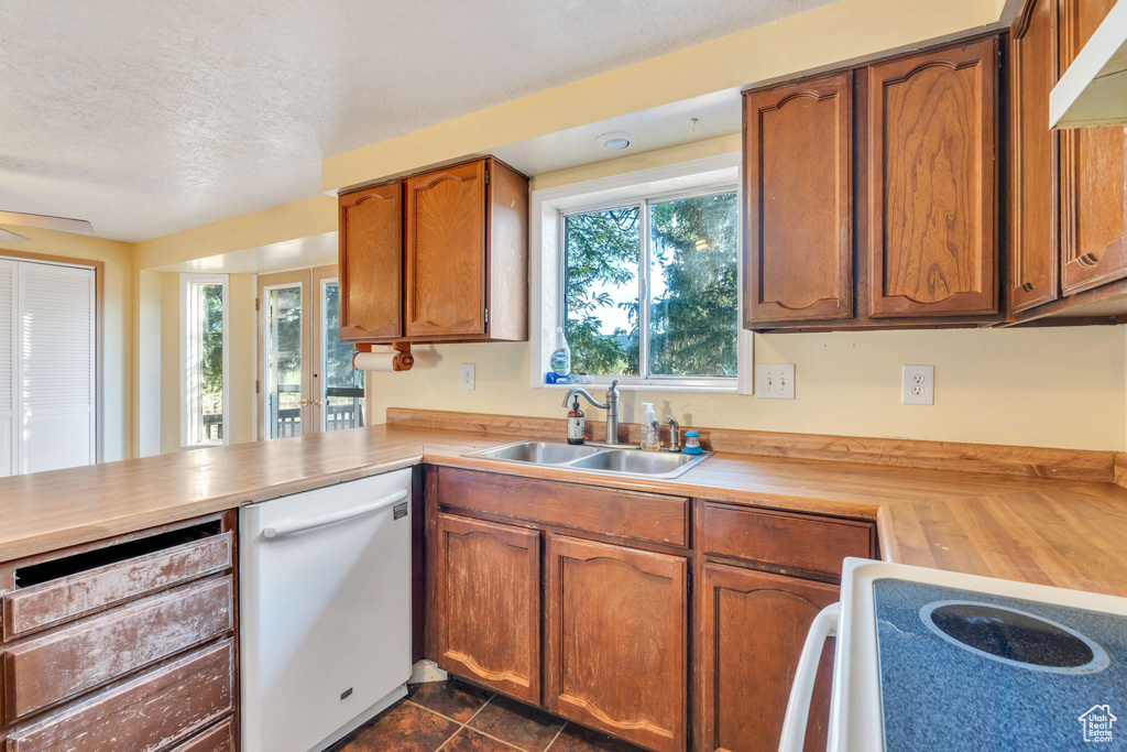 595 S 100 ST Fountain Green, UT 84632