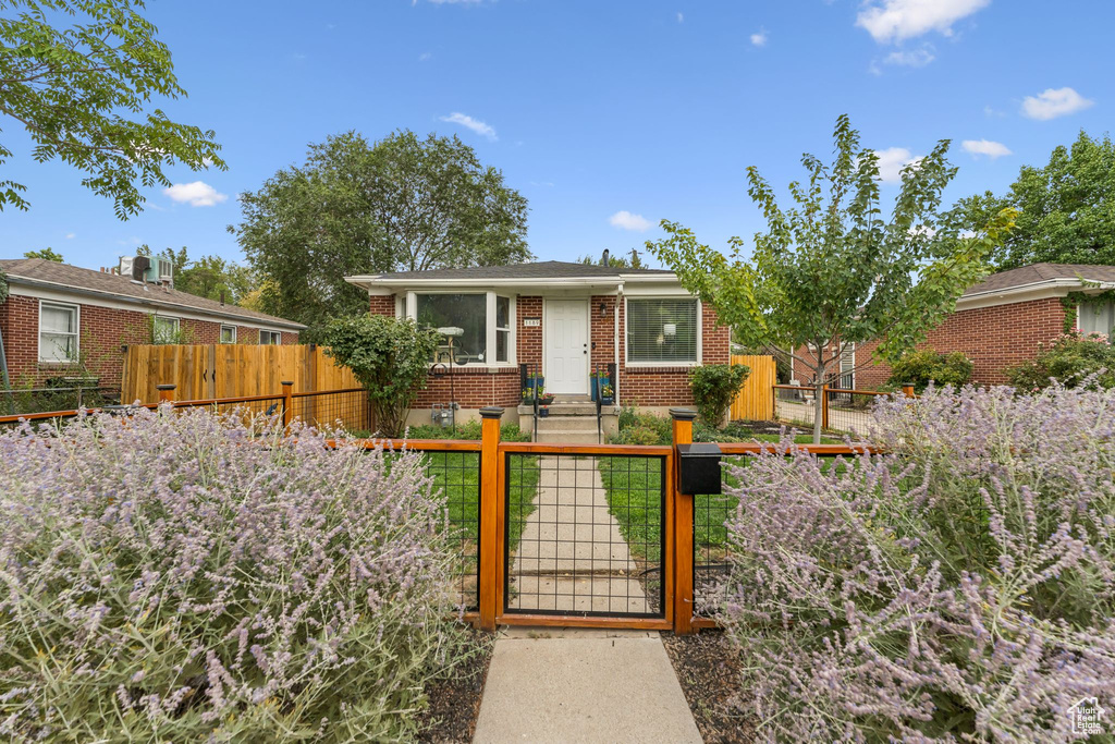 1189 W 900 S Salt Lake City, UT 84104