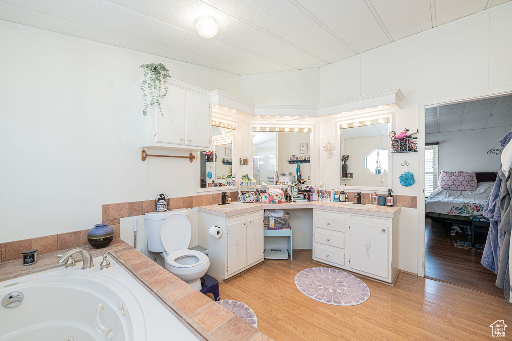 1111 N 2000 W #222 Farr West, UT 84404