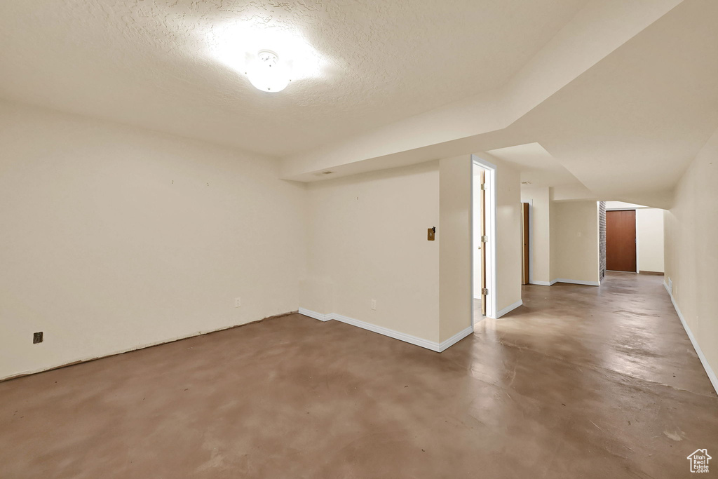2897 N MORGAN VALLEY DR Mountain Green, UT 84050