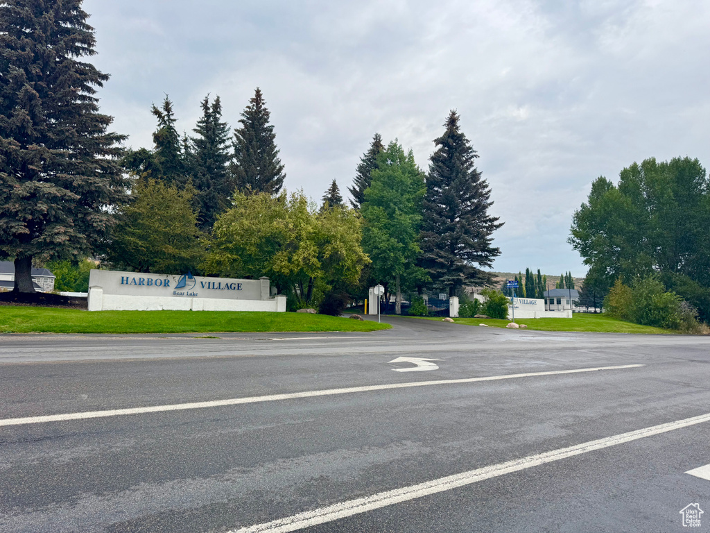 871 N NEWBERG DR #3 Garden City, UT 84028