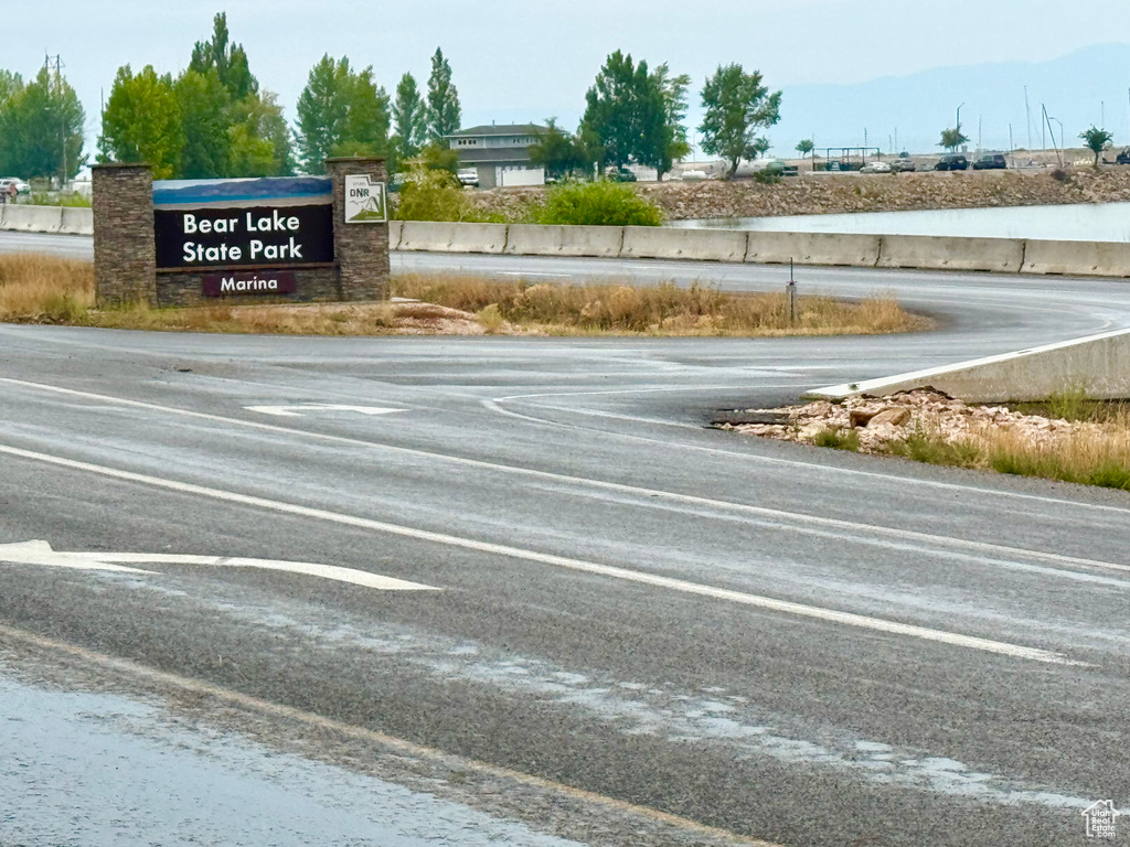 871 N NEWBERG DR #3 Garden City, UT 84028