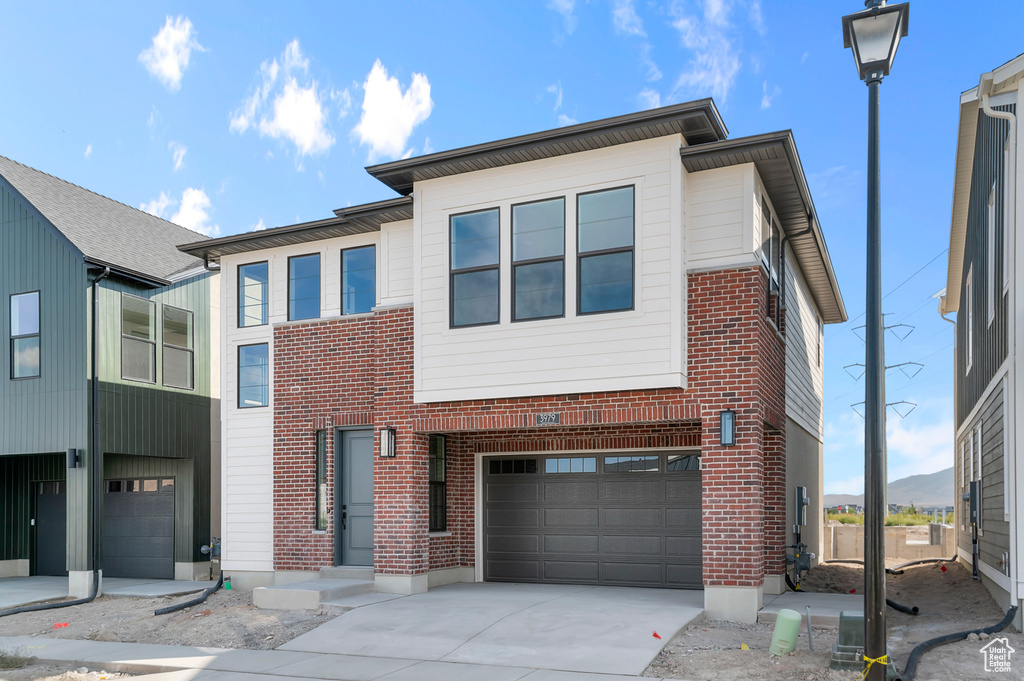 Photo 3 for MLS #2107661 at 3979 W Red Clover Dr